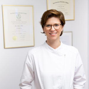 Dr. med. dent. Eva-Maria Moll